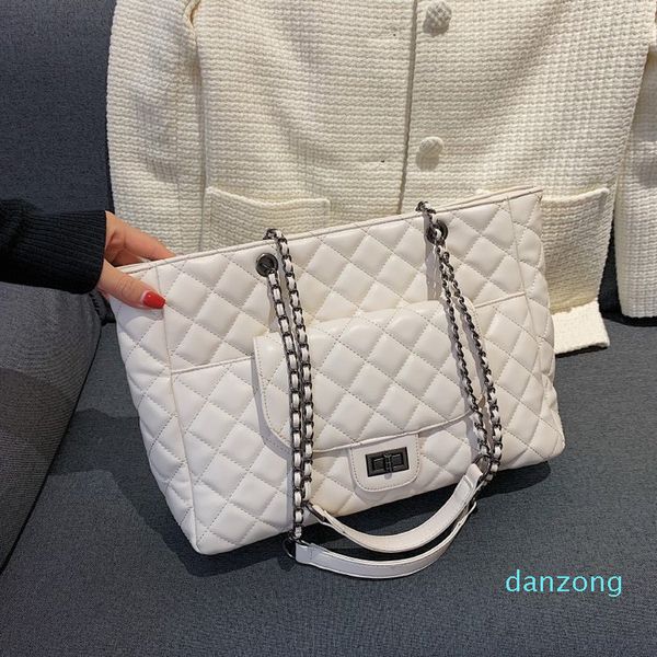 designer- women fashion bags large capacity chain pure shoulder trend fashion ringgit bag
designer- women fashion bags large capacity chain pure shoulder trend fashion ringgit bag
