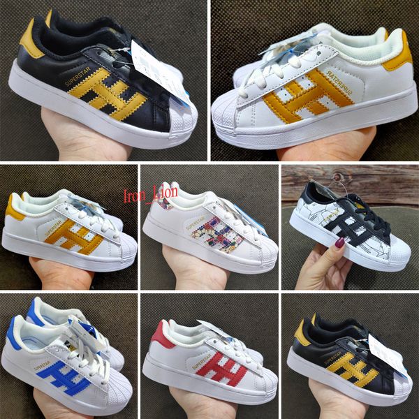 originals superstar white gold black red superstars 80s pride sneakers super star women men sport casual shoes eur size
originals superstar white gold black red superstars 80s pride sneakers super star women men sport casual shoes eur size