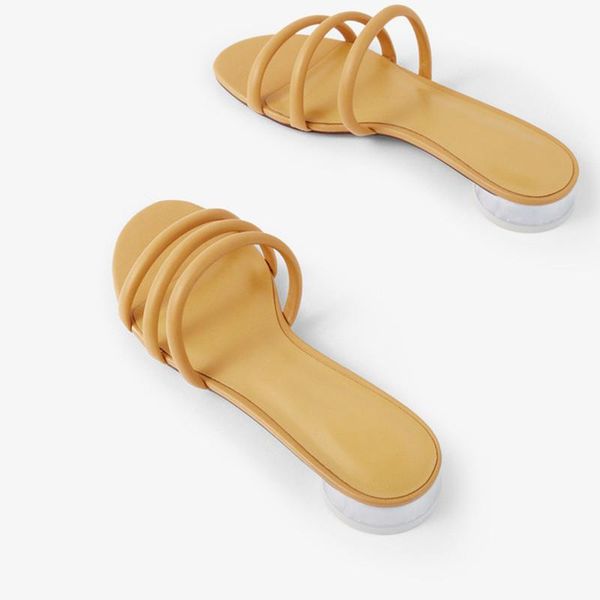 slippers square heel female shoes ladies' low rubber flip flops block 2021 hawaiian fabric pu rome slides hoof heels shoe, Black
slippers square heel female shoes ladies' low rubber flip flops block 2021 hawaiian fabric pu rome slides hoof heels shoe, Black