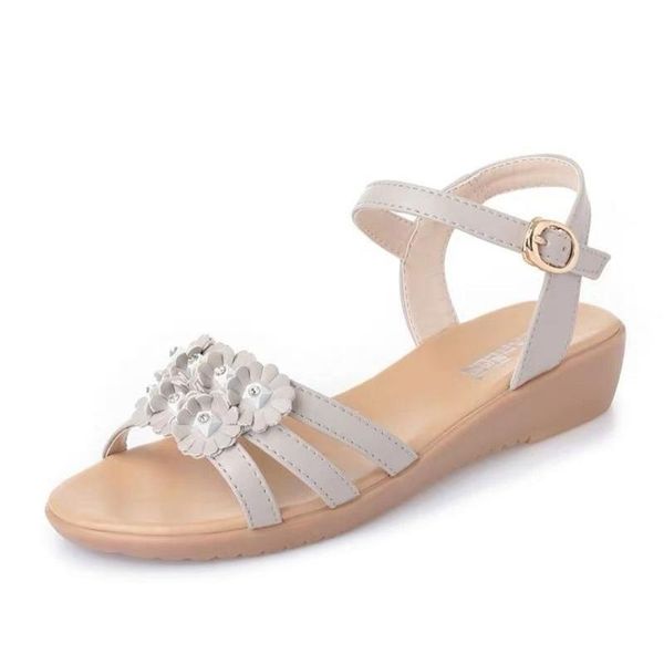 sandals 2021 korean version of women with soft leather and comfortable joker anti-slip rhinestone sandals., Black
sandals 2021 korean version of women with soft leather and comfortable joker anti-slip rhinestone sandals., Black