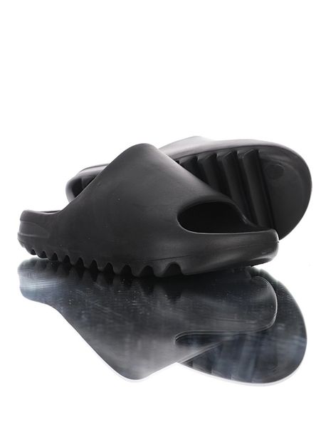 kanye slides men women slippers runner slide resin bone desert sand triple black fashion men slides beach 36-45
kanye slides men women slippers runner slide resin bone desert sand triple black fashion men slides beach 36-45