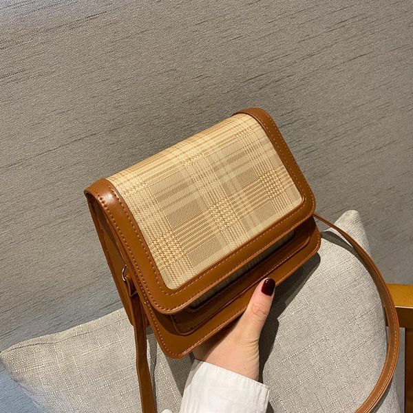cross body summer women's bag 2021 fashion shoulder messenger cover flap small square bags for women
cross body summer women's bag 2021 fashion shoulder messenger cover flap small square bags for women