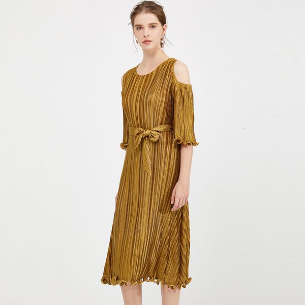 2021 new latest women summer fold off shoulder rote ete petal sleeve golden stretch bandage boho 5167 wmaq, Black;gray
2021 new latest women summer fold off shoulder rote ete petal sleeve golden stretch bandage boho 5167 wmaq, Black;gray