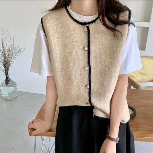 women's vest in autumn winter version loose thin waistcoat small fresh sweater cardigan, White
women's vest in autumn winter version loose thin waistcoat small fresh sweater cardigan, White