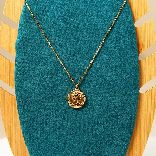 stainless steel elizabeth ii necklace for women gold color queen of united kingdom coin pendants & necklaces high polish jewelry pendant, Silver
stainless steel elizabeth ii necklace for women gold color queen of united kingdom coin pendants & necklaces high polish jewelry pendant, Silver