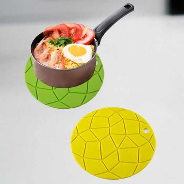 mats & pads round non-slip heat insulation thick silicone mug table cup glass mat kitchen tools
mats & pads round non-slip heat insulation thick silicone mug table cup glass mat kitchen tools