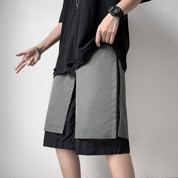 men's shorts stitching youth overalls korean style loose oversized straight leg pants hong kong japanese five-point, White;black
men's shorts stitching youth overalls korean style loose oversized straight leg pants hong kong japanese five-point, White;black