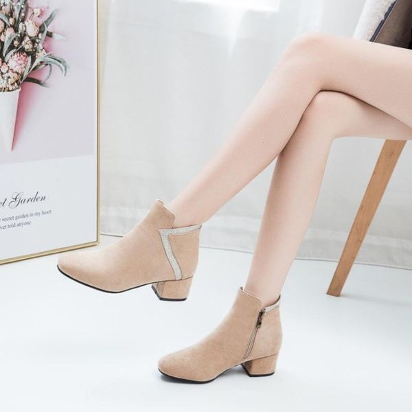 boots female shoes 2021 autumn winter women ankle fashion short mid heel zipper booties square toe warm fur work woman, Black
boots female shoes 2021 autumn winter women ankle fashion short mid heel zipper booties square toe warm fur work woman, Black