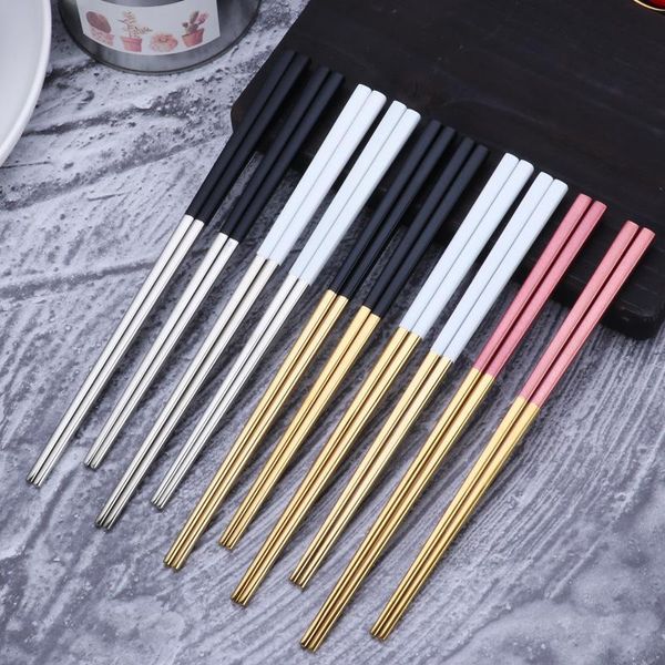 metal 23cm two-color chopsticks korean 304 stainless steel tableware gold pink family el restaurant wedding festival supplies 
metal 23cm two-color chopsticks korean 304 stainless steel tableware gold pink family el restaurant wedding festival supplies