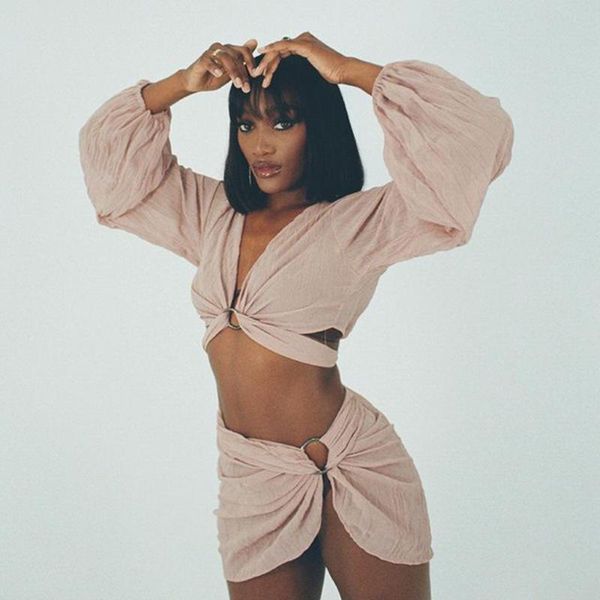 women's swimwear pareo beach women clothing summer 2021 dress bathing suit cover up long sleeve pure color neck shirt rope skirt solid, White;black
women's swimwear pareo beach women clothing summer 2021 dress bathing suit cover up long sleeve pure color neck shirt rope skirt solid, White;black