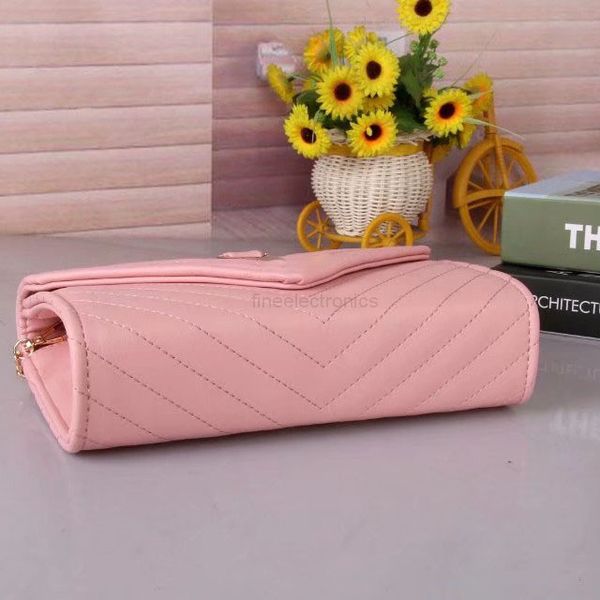 bag leather new chain fashion women's handbags square large-capacity shoulder bags quilted messenger
bag leather new chain fashion women's handbags square large-capacity shoulder bags quilted messenger