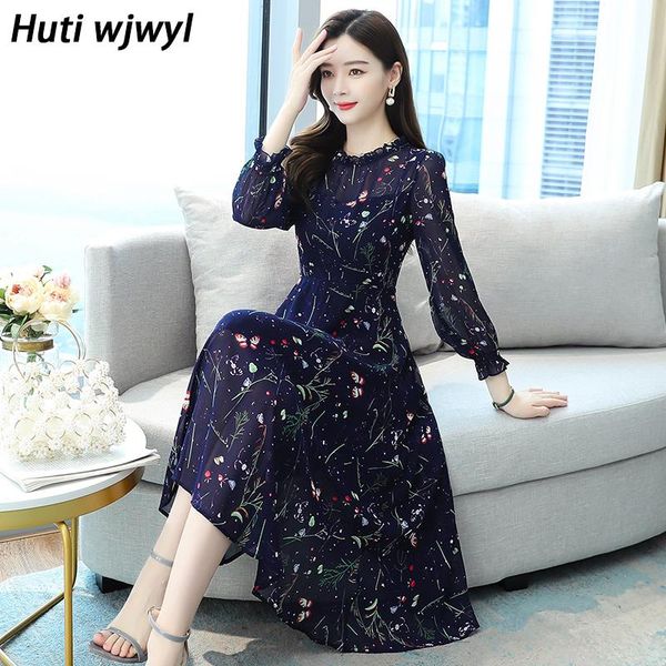 casual dresses 2021 vintage floral chiffon boho midi dress autumn winter plus size print long sleeve elegant women bodycon party vestidos, Black;gray
casual dresses 2021 vintage floral chiffon boho midi dress autumn winter plus size print long sleeve elegant women bodycon party vestidos, Black;gray
