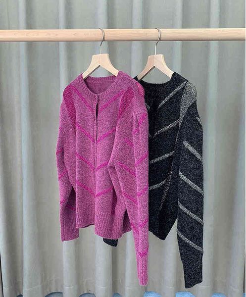 sweater 2021 spring and summer mohair puff sleeves loose version knitted cardigan 5yot, White;black
sweater 2021 spring and summer mohair puff sleeves loose version knitted cardigan 5yot, White;black