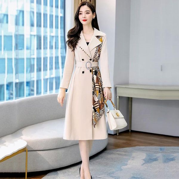 women's trench coats high-end windbreaker jacket for women mid-length 2021 autumn temperament fashion silk scarf stitching jackets dadi, Tan;black
women's trench coats high-end windbreaker jacket for women mid-length 2021 autumn temperament fashion silk scarf stitching jackets dadi, Tan;black