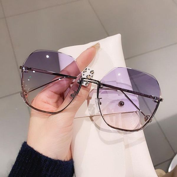 sunglasses 2021 semi rimless trim women trendy sun glasses female fashion designer eyeglasses eyewear uv400 protection, White;black
sunglasses 2021 semi rimless trim women trendy sun glasses female fashion designer eyeglasses eyewear uv400 protection, White;black