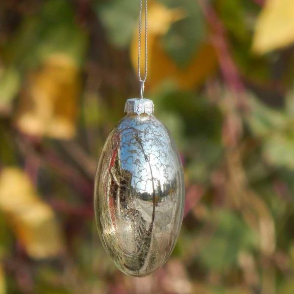 party decoration 16pcs/pack diameter=8cm small size inner silver craft oblate shaped glass pendant christmas tree hanger home
party decoration 16pcs/pack diameter=8cm small size inner silver craft oblate shaped glass pendant christmas tree hanger home