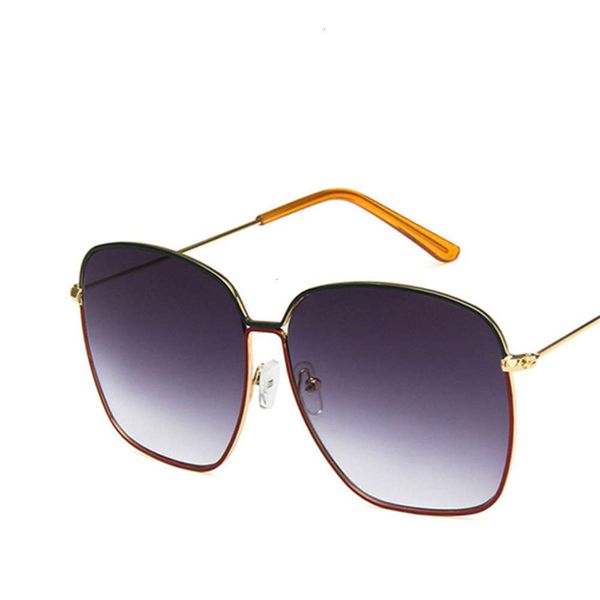 sunglasses leonlion 2021 fashion metals women sunglasses mirror classic frame retro street beat glass travel oculos de sol uv400, Black
sunglasses leonlion 2021 fashion metals women sunglasses mirror classic frame retro street beat glass travel oculos de sol uv400, Black