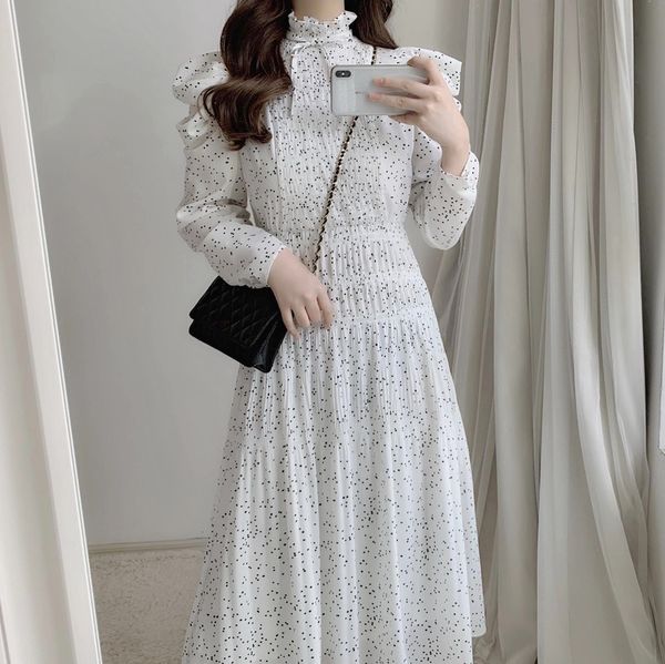 vintage court style french print temperament dress women high waist hip a line draped vestido stand collar puff long sleeve robe 210514, Black;gray
vintage court style french print temperament dress women high waist hip a line draped vestido stand collar puff long sleeve robe 210514, Black;gray