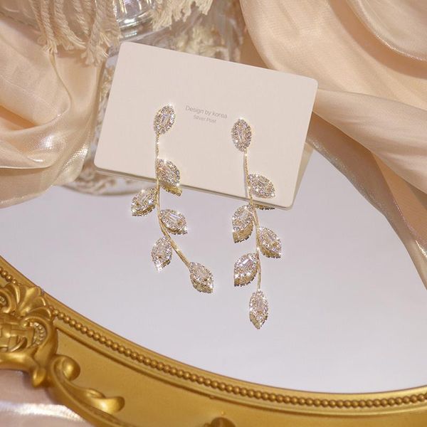 stud luxury 14k real gold plated leaf long tassel earrings, exquisite micro-inlaid cubic zircon wedding jewelry, Golden;silver
stud luxury 14k real gold plated leaf long tassel earrings, exquisite micro-inlaid cubic zircon wedding jewelry, Golden;silver
