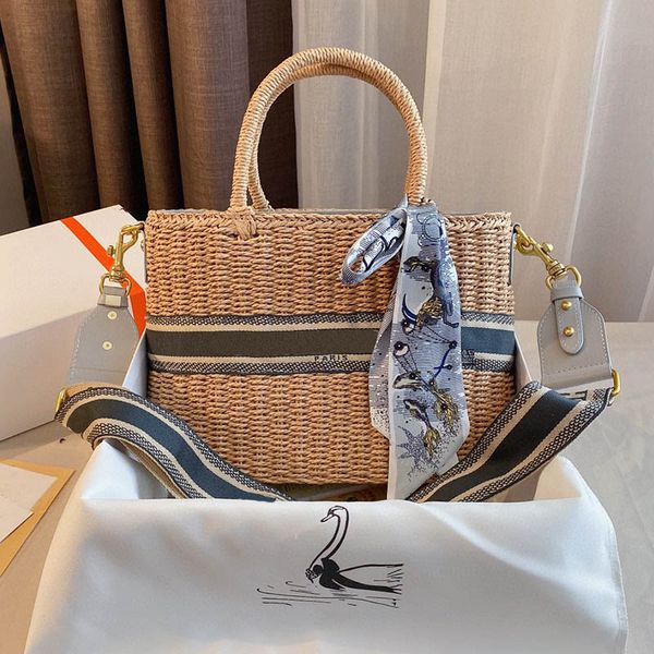 2021 new fashion leisure totes bags womens temperament handbags clutch crossbody travel shoulder women purses shopbag beach bag high-quali
2021 new fashion leisure totes bags womens temperament handbags clutch crossbody travel shoulder women purses shopbag beach bag high-quali