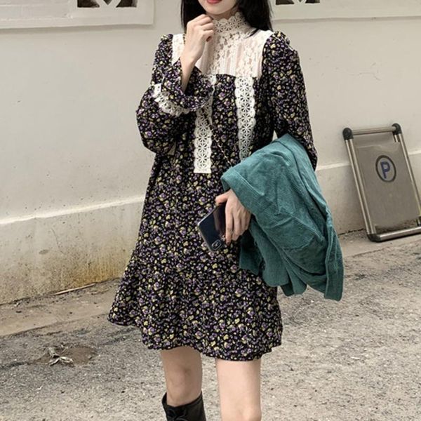 casual dresses korean version japanese dress retro temperament springtime draw back thin splicing lace stand-up collar floral long sleeve, Black;gray
casual dresses korean version japanese dress retro temperament springtime draw back thin splicing lace stand-up collar floral long sleeve, Black;gray