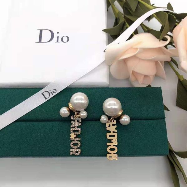 d family 21 august new style star tassel fashion letter s925 silver needle earrings, Golden
d family 21 august new style star tassel fashion letter s925 silver needle earrings, Golden