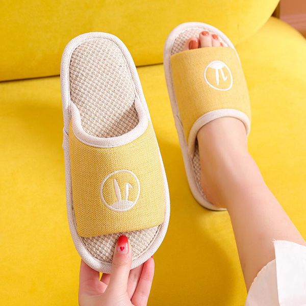 slippers cotton and linen for women's home in autumn winter indoor four seasons soft floor lovers, Black
slippers cotton and linen for women's home in autumn winter indoor four seasons soft floor lovers, Black