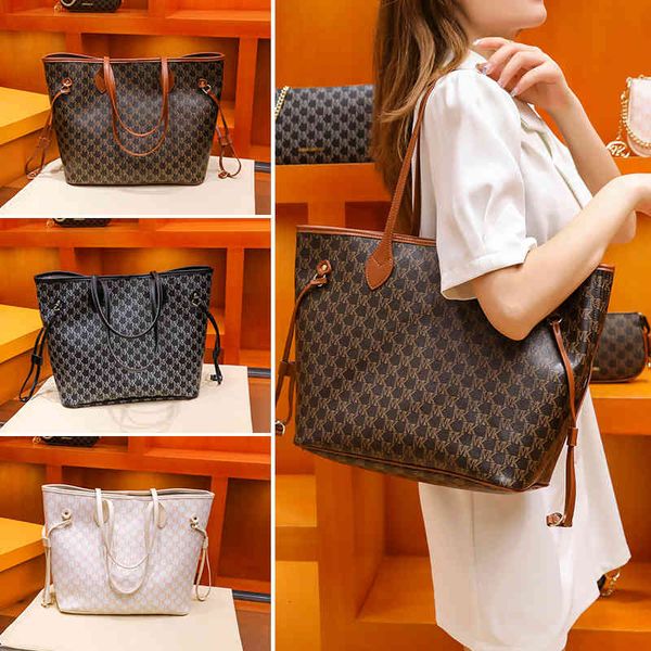 bags handbag hands child mother tote women's 2021 fashion soft leather commuter bag large capacity portable shoulder, Black;red 
bags handbag hands child mother tote women's 2021 fashion soft leather commuter bag large capacity portable shoulder, Black;red