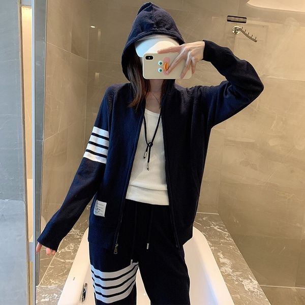 tb four bar stripe hoodie set women's 2021 autumn zipper long sleeve cardigan elastic waist leggings sports pants, White
tb four bar stripe hoodie set women's 2021 autumn zipper long sleeve cardigan elastic waist leggings sports pants, White