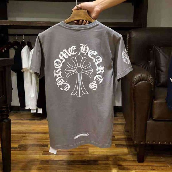 chao brand ch croxinia grey cross horseshoe print social couple short sleeve t-shirt, White;black 
chao brand ch croxinia grey cross horseshoe print social couple short sleeve t-shirt, White;black
