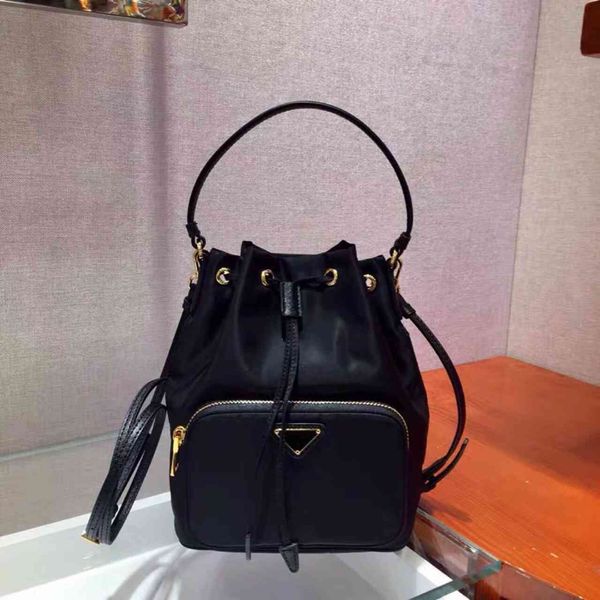 handbags 2021 women hand-held cloth fashion korean tide bucket bag messenger mini small shoulder zmm
handbags 2021 women hand-held cloth fashion korean tide bucket bag messenger mini small shoulder zmm