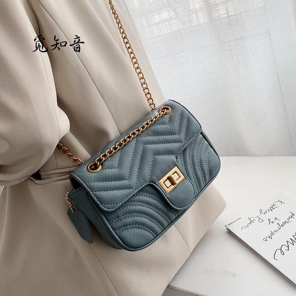 shoulder bags color solid leather crossbody for women 2021 luxury chain messenger bag lady lock handbags cell phone purses 
shoulder bags color solid leather crossbody for women 2021 luxury chain messenger bag lady lock handbags cell phone purses