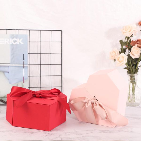gift wrap 1pc lovely package box florist hat boxes wedding storage red heart shaped candy for gifts christmas flowers
gift wrap 1pc lovely package box florist hat boxes wedding storage red heart shaped candy for gifts christmas flowers