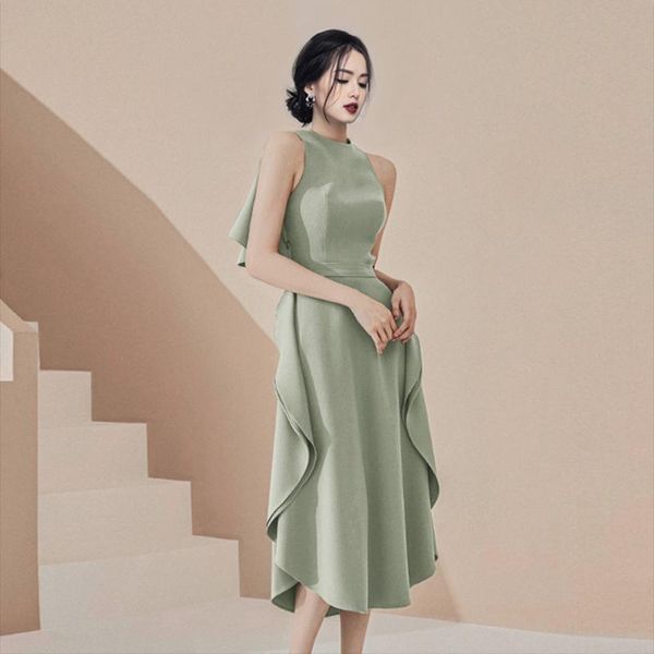 casual dresses summer women's green strapless dress ladies elegant midi backless ruffle design 2021 korean style female vestidos, Black;gray
casual dresses summer women's green strapless dress ladies elegant midi backless ruffle design 2021 korean style female vestidos, Black;gray