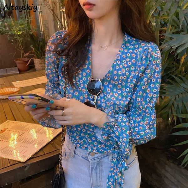 women's blouses & shirts blouse women summer crop floral vintage lantern sleeve female sweet v-neck all-match streetwear fashion fo, White
women's blouses & shirts blouse women summer crop floral vintage lantern sleeve female sweet v-neck all-match streetwear fashion fo, White
