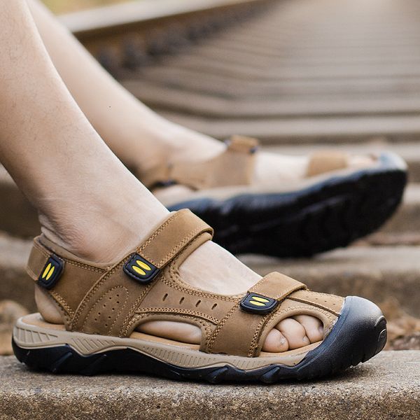 summer men's slippers breathable sandals sports and leisure shoe layer leather soft soled beach shoes baotou ee47, Black
summer men's slippers breathable sandals sports and leisure shoe layer leather soft soled beach shoes baotou ee47, Black
