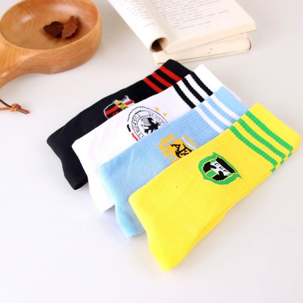 spring and autumn three bar children' football baby all cotton boys' long tube sports socks, Red;black
spring and autumn three bar children' football baby all cotton boys' long tube sports socks, Red;black
