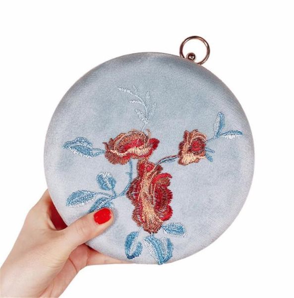 women embroidery evening bags flowers banquet clutch purse diamond party round shaped mn 1435
women embroidery evening bags flowers banquet clutch purse diamond party round shaped mn 1435