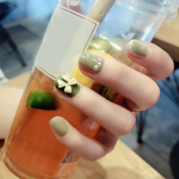 false nails fake green short paragraph pearl butterfly wear nail stickers finished tips for girls artificial with glue, Red;gold
false nails fake green short paragraph pearl butterfly wear nail stickers finished tips for girls artificial with glue, Red;gold