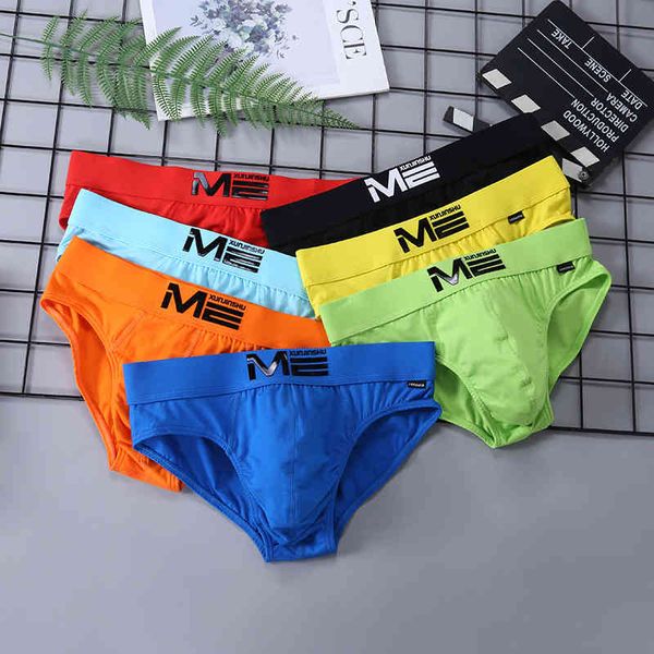 straight cotton underwear youth breathable 3d embossed briefs personality trendy men's cotton shorts, White;black
straight cotton underwear youth breathable 3d embossed briefs personality trendy men's cotton shorts, White;black