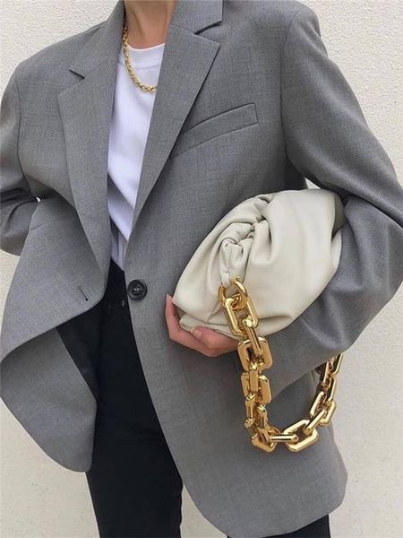 evening bags bolso de mano cuero para mujer bolsa femenina estilo retro plegable y suave con cruce cadena gruesa pecado
evening bags bolso de mano cuero para mujer bolsa femenina estilo retro plegable y suave con cruce cadena gruesa pecado