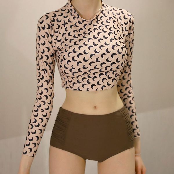Swimsuit Swimsuit female fashion sexy moon slim sunscreen long sleeve vacation split bikini two piece swimsuit, White;black
Swimsuit Swimsuit female fashion sexy moon slim sunscreen long sleeve vacation split bikini two piece swimsuit, White;black