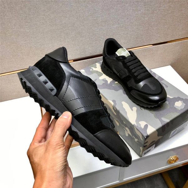 valentinol 2021 new designer mens casual shoes womens fashion genuine leather sneakers luxury trainers cl tb904300-1, Black;red
valentinol 2021 new designer mens casual shoes womens fashion genuine leather sneakers luxury trainers cl tb904300-1, Black;red