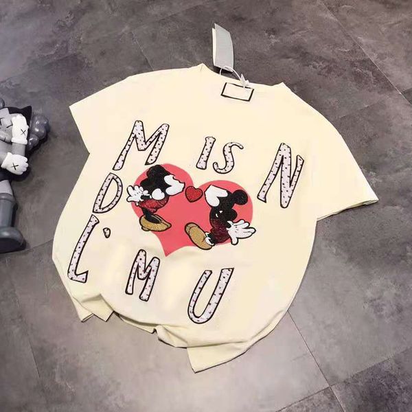 chaopaigu + xiapai heavy industry printing letter sequin embroidery love kiss round neck short sleeve t-shirt, White
chaopaigu + xiapai heavy industry printing letter sequin embroidery love kiss round neck short sleeve t-shirt, White