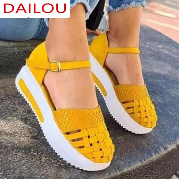 women outdoor sandals baotou casual breathable summer beach vintage buckle lightweight shoes plus size, Black
women outdoor sandals baotou casual breathable summer beach vintage buckle lightweight shoes plus size, Black