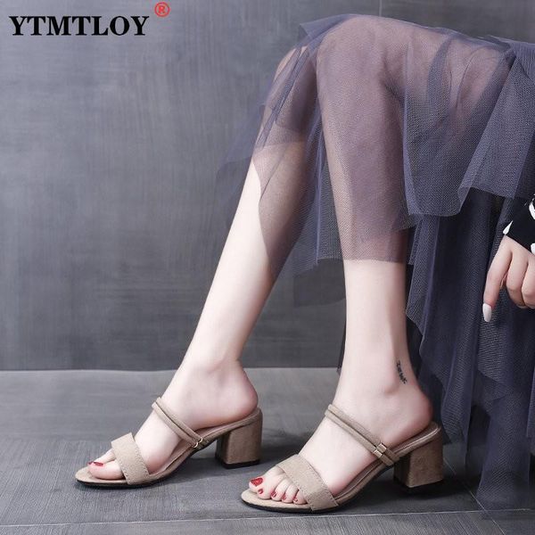 slippers ladies 2021 summer sandals open toe square heel high heels cover foot solid color casual large size 35-42, Black
slippers ladies 2021 summer sandals open toe square heel high heels cover foot solid color casual large size 35-42, Black