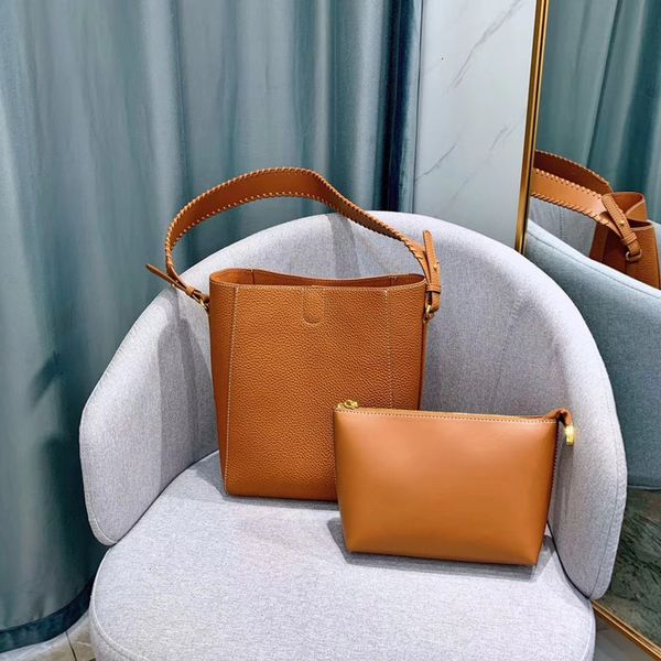 2021 new wide shoulder belt bucket bag women's slant span wind korean version large capacity cowhide litchi single
2021 new wide shoulder belt bucket bag women's slant span wind korean version large capacity cowhide litchi single