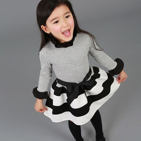girl's striped long sleeve dresses for girls cotton ball gown autumn winter party children clothing kids birthday princess dress c0223, Red;yellow
girl's striped long sleeve dresses for girls cotton ball gown autumn winter party children clothing kids birthday princess dress c0223, Red;yellow