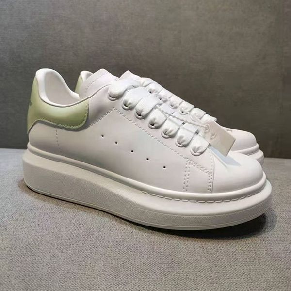 dio 2021 shoes women mens trainers leather platform shoe flat casual party espadrilles vintage suede sneakers 012, Red;white
dio 2021 shoes women mens trainers leather platform shoe flat casual party espadrilles vintage suede sneakers 012, Red;white