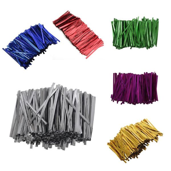 800x metallic twist ties wire for cake pops sealing bags lollipop 8cm pack color:silver size 8cm*0.4cm gift wrap
800x metallic twist ties wire for cake pops sealing bags lollipop 8cm pack color:silver size 8cm*0.4cm gift wrap
